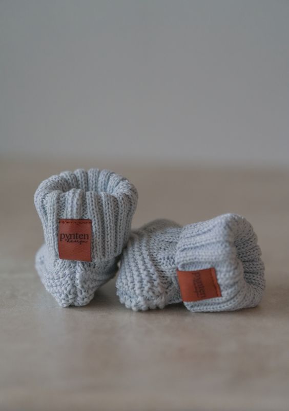 Knit babytøfler - blue whisper