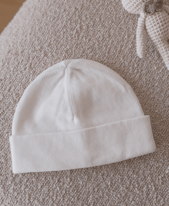 First babylue - milky white